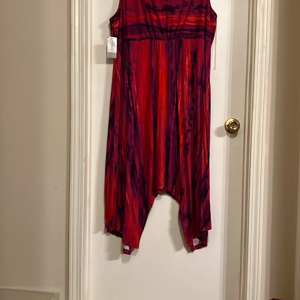 NWT Catherines Vibrant Sleeveless Dress perfect for a Cruise
🌺sale.
